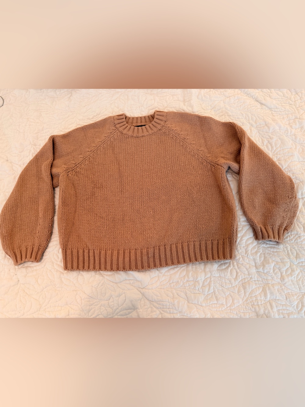 GAP Women's Crewneck Sweater in Camel Brown